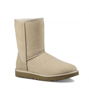 Женские UGG Classic Short Sand Женские UGG Classic Short Sand