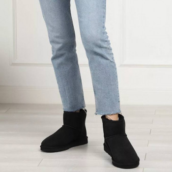 Женские UGG Classic Mini II Black Женские UGG Classic Mini II Black